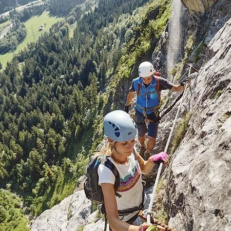 Hoamelig Wald am Arlberg